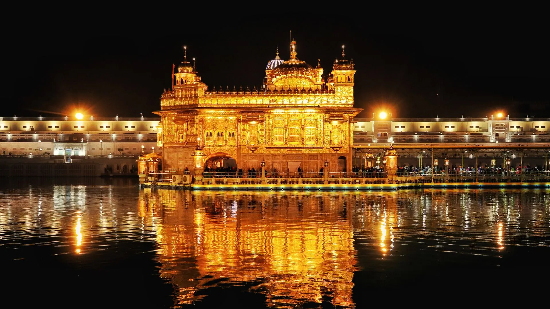 golden-temple-lead